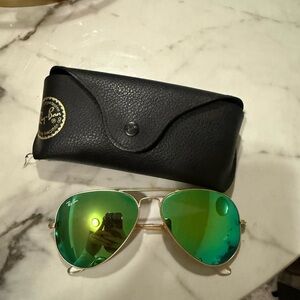 Ray-Ban Gold Aviator Sunglasses with Green Lenses